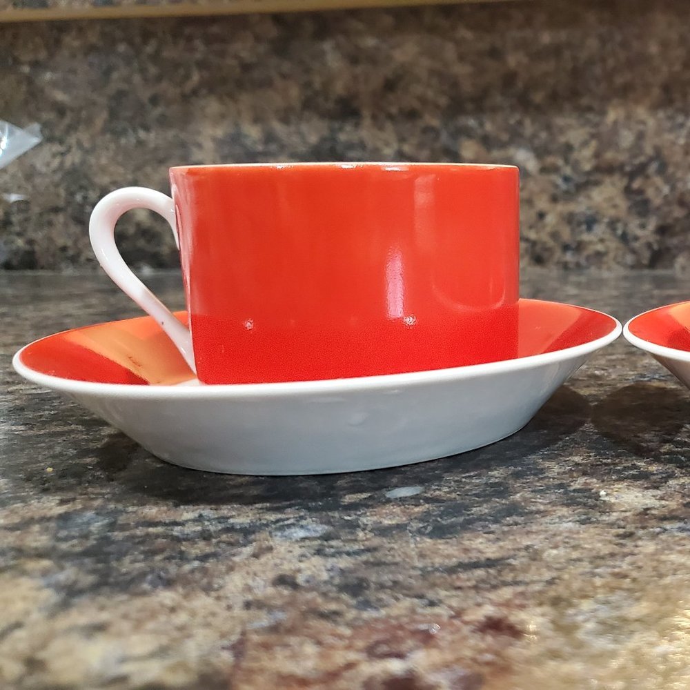 Flat Cup & Saucer Set Rondelet Rouge (Red) Red by